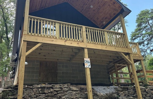 Opelika Cabin | Griffen Mill Properties Cabin #6 next to Uchee Creek. WiFi and AC in Salem Al