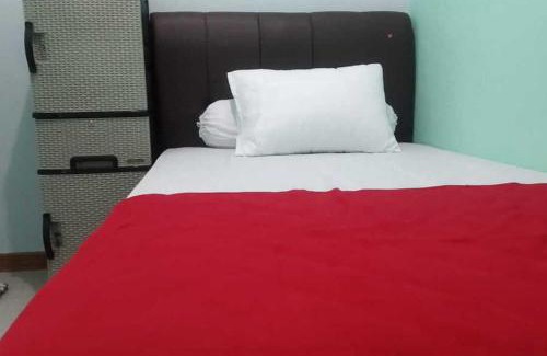 Sedayu Hotel | Griya Zukarnaen Syariah near Universitas Mercubuana Yogyakarta RedPartner