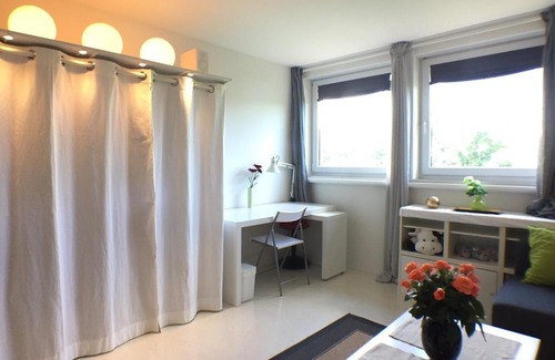 Eidelstedt House | Großes helles Zimmer + eigenes Bad