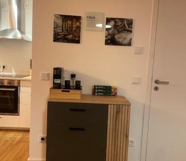 Schoenefeld Apartment | Großzügiges Designer Apartment