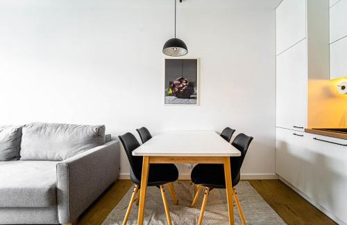 Praga Poludnie Apartment | Grochowska Free Parking Apartment