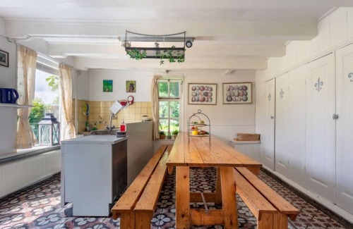 Zaamslag House | Groepswoning De Appelgaard by Interhome