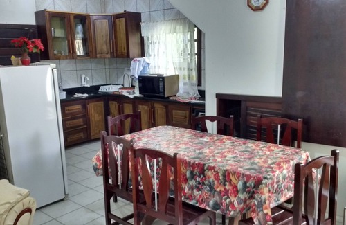 Praia do Ervino Apartment | Ground floor apartment with three bedrooms 100 meters from the sea.