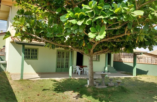 Praia do Ervino Apartment | Ground floor apartment with three bedrooms 100 meters from the sea.