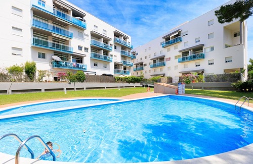 Cap de Salou Apartment | Ground floor apartment in a lovely complex UHC GOLDEN PINEDA 205