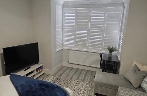 Woodside Apartment | Ground floor Apartment