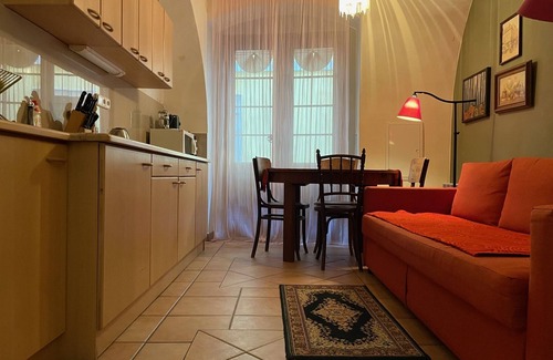 Hradcany Apartment | Ground floor Mala Strana apartment near Charles Bridge