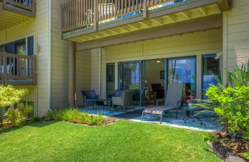 Lihue Condo | Ground-Floor Ocean View W/Lanai–Kaha Lani #105