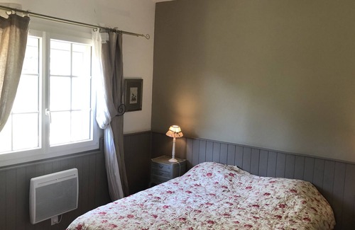 Peissonnel Cottage | Ground floor old restored sheepfold, swimming pool, 30 minutes from Sainte Maxime, absolute calm.