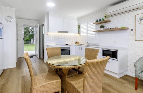 Bongaree Apartment | Ground Floor Unit with Spectacular Waterfront Views