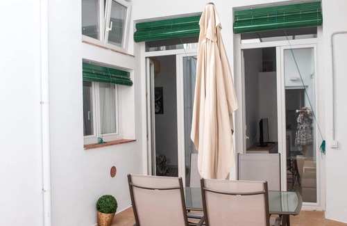 Calella Apartment | Ground floor with free parking 500m beach