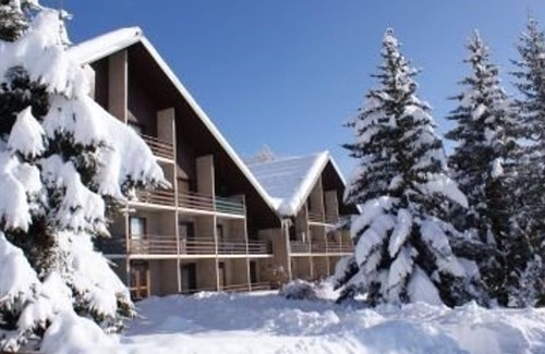 Saint-Michel-de-Chaillol Apartment | Ground Floor Apartment for 6 - Balcony - Pets Welcome - Saint-Michel-de-Chaillol