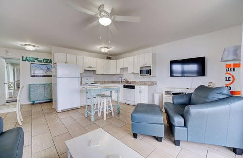 Lake of the Ozarks Condo | GROUND LEVEL Walk right out and nPOOL DOCKS Corner unit see 180 degree