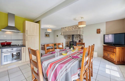 Fleury House | Group holidays, with family, friends in Normandy near Mont Saint Mi
