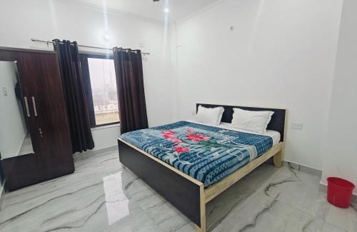 Mohangarh House | Group Stay - Non AC Room Near IIM College