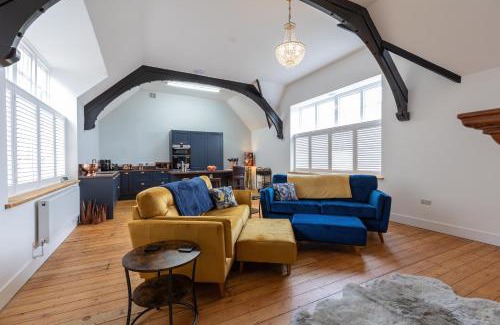 Portland House | Groves House