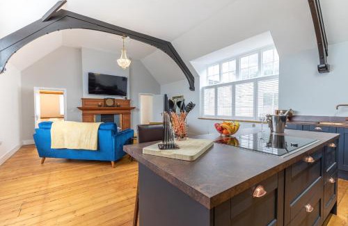 Portland House | Groves House