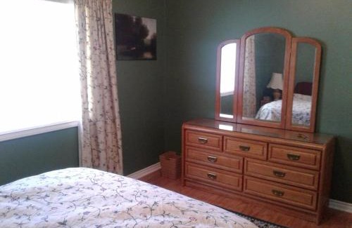 Okanagan-Similkameen House | Grumpy's Suite by the Lake