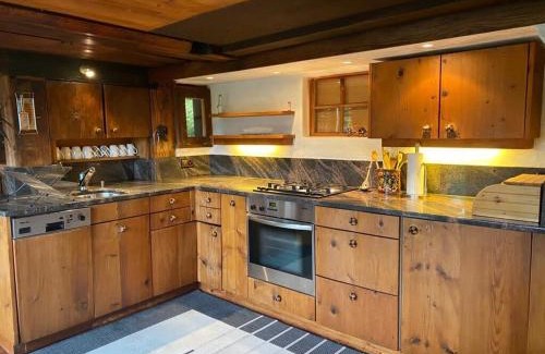Rougemont Ski Chalet | Gstaad Paradise View Chalet with Jacuzzi