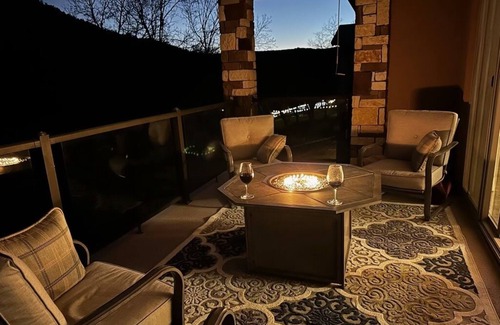 New Braunfels Condo | Guadalupe Riverfront Condo, the River is literally in the back yard!