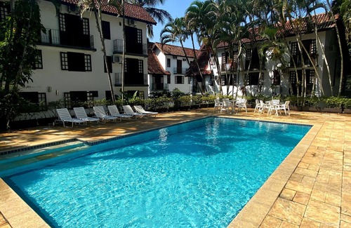 Guaeca Ski Chalet | Guaecá Beach 4 People - gated community, 20 meters from the beach