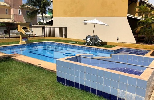 Guarajuba House | Guarajuba - BA - Confortável casa com 3 quartos, 2 suites