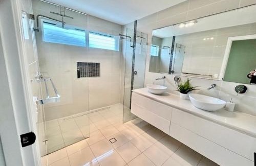 Margate House | Guest home in Margate, close to the beach