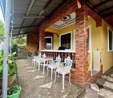 Tayabas City Apartment | GUEST HOUSE at Tayabas Quezon!
