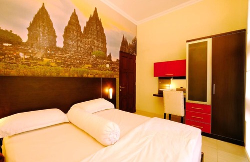 Sinduadi House | Guest House Dekat UGM Omah Ningrat Yogyakarta