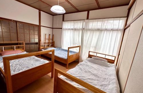 Shinkamigoto House | Guest House Island