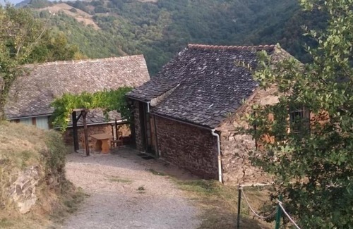 Enguiales House | Guest house Le Fel, 2 bedrooms, 4 people