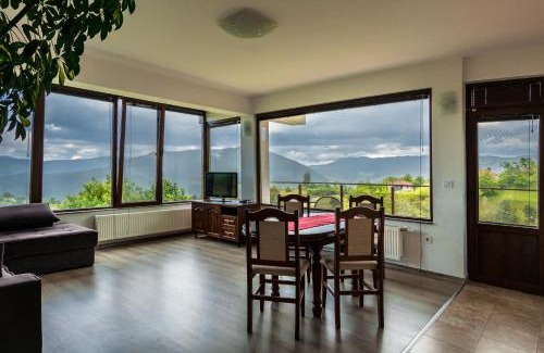 Gela House | Guest House Panorama