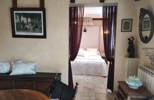 Pont-Melvez Bed & Breakfast | Guest House 'Suite Supérieur' with Private Terrace, Shared Garden and Wi-Fi