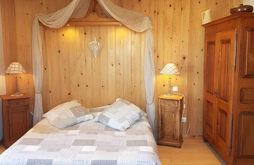 Elsenheim Bed & Breakfast | Guest Room 'À L'ancienne Boulangerie - Bussard'