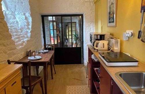 Le Parc House | Guest room on the ground floor of the Domaine de Braffais