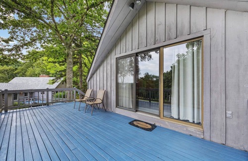 Penobscot Apartment | Guest studio with water access