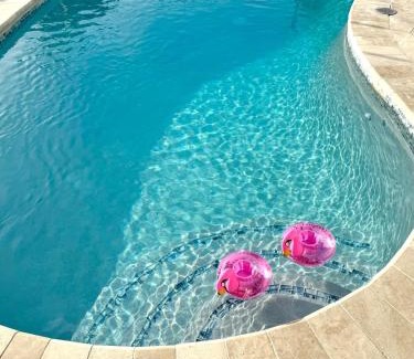 Seminole Apartment | Guest Suite with Pool