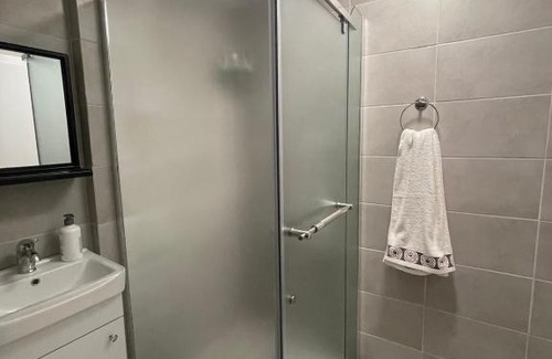 Kolovicë House | Guesthouse 12a