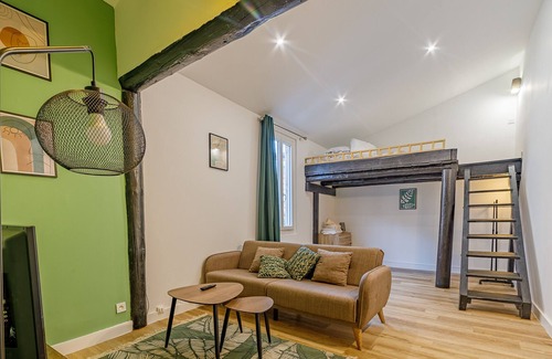 Prefecture Apartment | GuestReady - Charming Downtown Loft