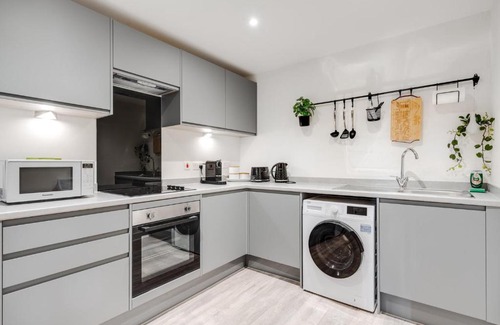 Vauxhall Apartment | GuestReady - Charming Hideaway in Liverpool