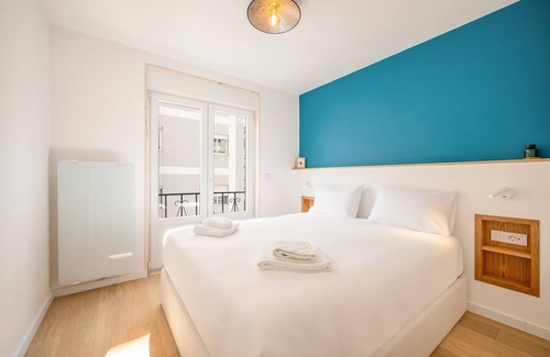 Santa Engracia Apartment | GuestReady - Lush atmosphere in Lisbon