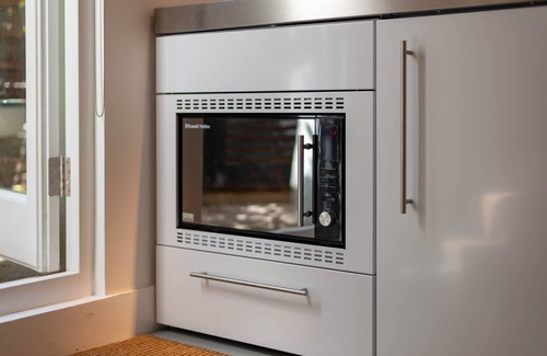 Sands End Apartment | GuestReady - Micro Garden flat in Fulham