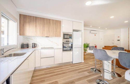 Charneca de Caparica e Sobreda Apartment | GuestReady - Striking Hideaway in Almada