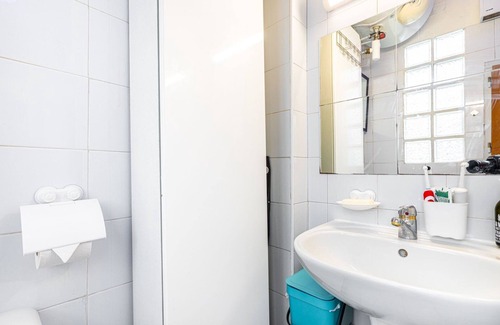 Passerelle Apartment | GuestReady - Stylish Hideaway near Bercy Parc
