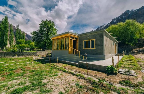 Gulmit Apartment | Gulbast House