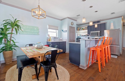 Dauphin Island House | Gulf Front 3BR Home - Beach is your backyard!