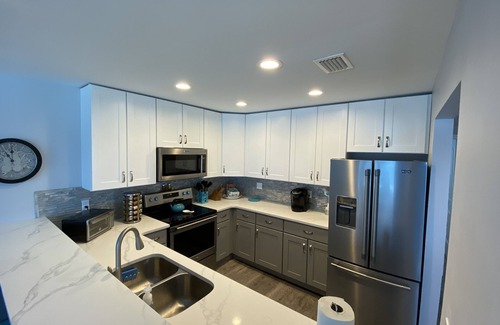Cape San Blas Condo | Gulf Front- Immaculate 3 BR condo- 50 steps to the water!