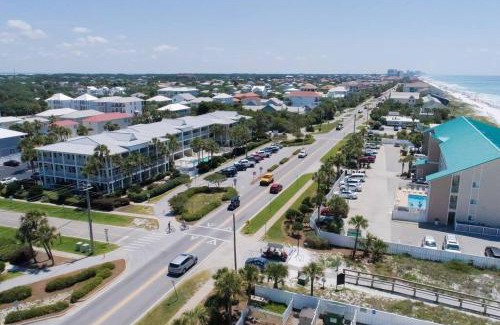 Crystal Beach Apartment | Gulf View, Easy Beach Access, Heated Pool, Hot Tub