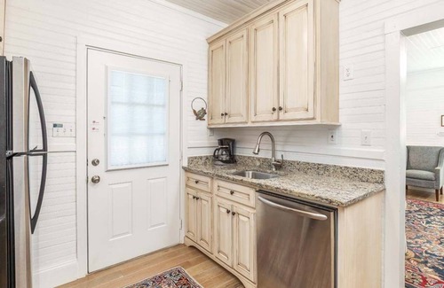 Tybee Island House | Gull Cottage | Steps to Back River Beach