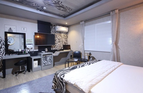 Gumi Hotel | Gumi Wonpyeong-dong B and B